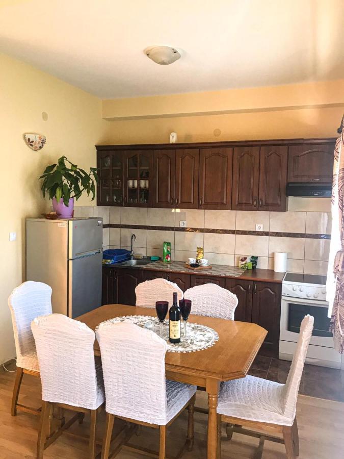 Jovana -- Porodicni Apartmani Igalo Herceg Novi Kültér fotó