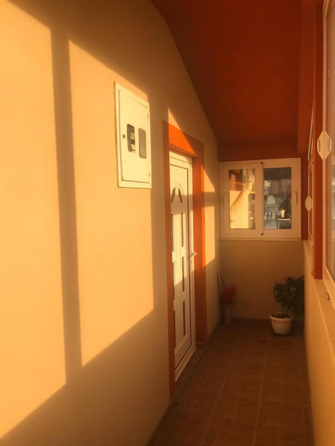 Jovana -- Porodicni Apartmani Igalo Herceg Novi Kültér fotó