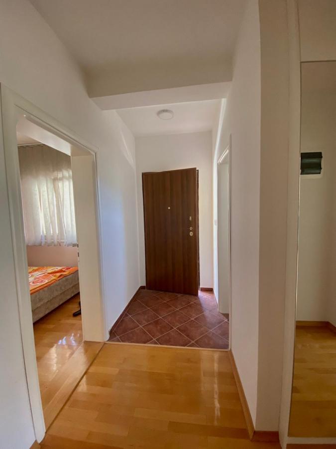 Jovana -- Porodicni Apartmani Igalo Herceg Novi Kültér fotó