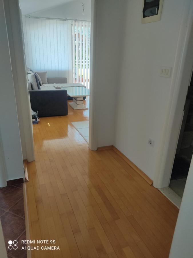 Jovana -- Porodicni Apartmani Igalo Herceg Novi Kültér fotó