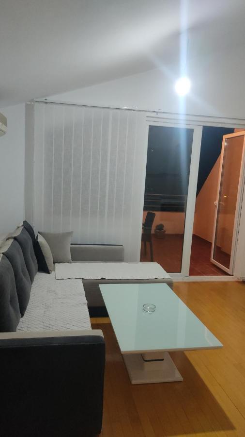 Jovana -- Porodicni Apartmani Igalo Herceg Novi Kültér fotó