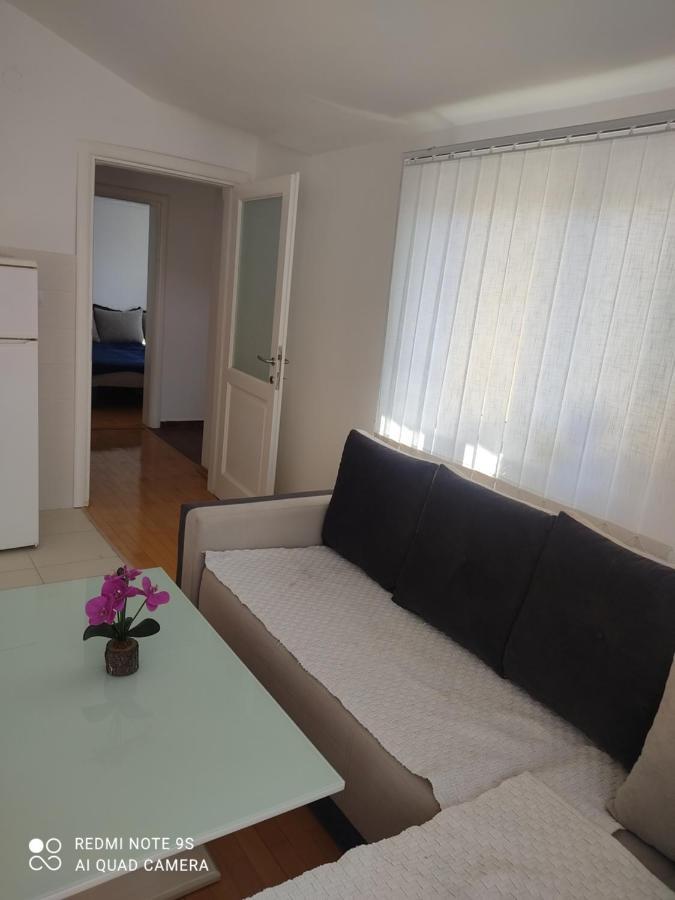Jovana -- Porodicni Apartmani Igalo Herceg Novi Kültér fotó