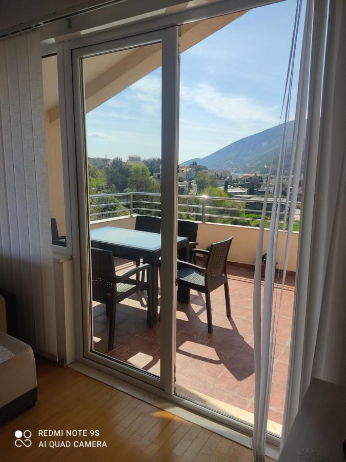 Jovana -- Porodicni Apartmani Igalo Herceg Novi Kültér fotó