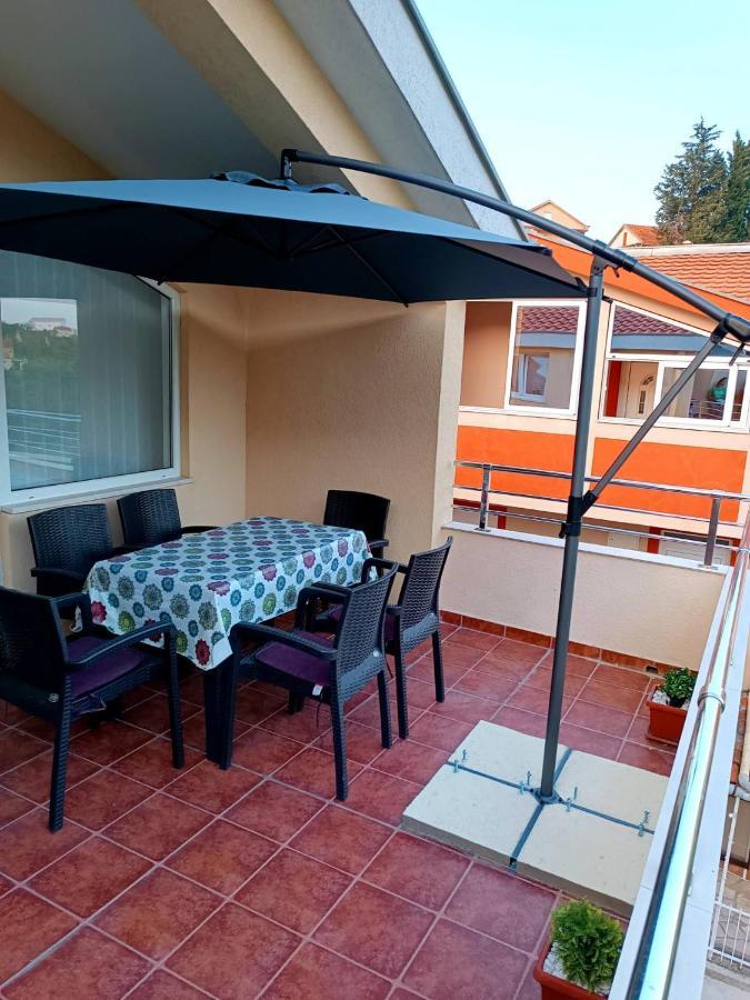 Jovana -- Porodicni Apartmani Igalo Herceg Novi Kültér fotó
